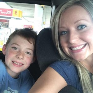 Meet your Posher, Carrie